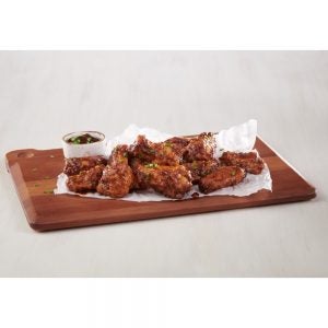Honey BBQ Flavored Chicken Wings | Styled
