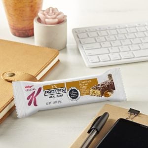 Chocolate Peanut Butter Protein Meal Bars | Styled