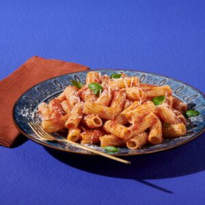 Pasta Rigatoni Bronze Cut 1lb | Styled