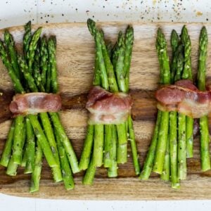 Himalayan Pink Salt with Black Pepper and Garlic All-Purpose Seasoning | Styled