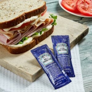 500-12GM MAYONNAISE PC SS PKTS HEINZ | Styled