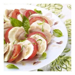 Whole Clams, Canned | Styled