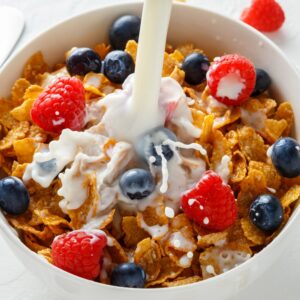 MILK WHT WHL ESL 12-32FLZ SCHRBR | Styled