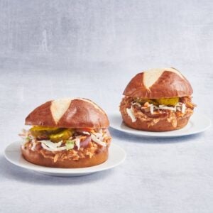 BUN HAMB PRTZL SLCD 4.25″ 6-12CT | Styled