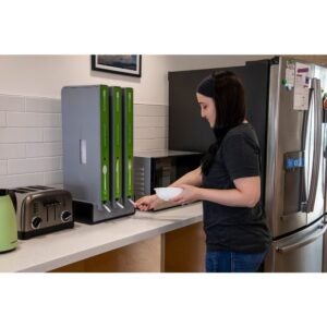 KNIFE PLAS BLK 24-40CT CUTLEREASE | Styled