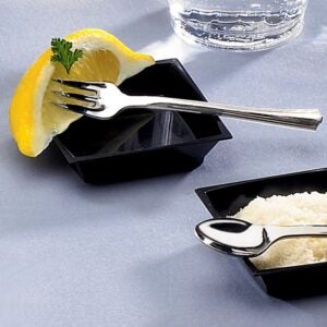 2.5″ Black Plastic Plate | Styled