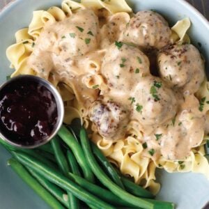 Ground Nutmeg | Styled